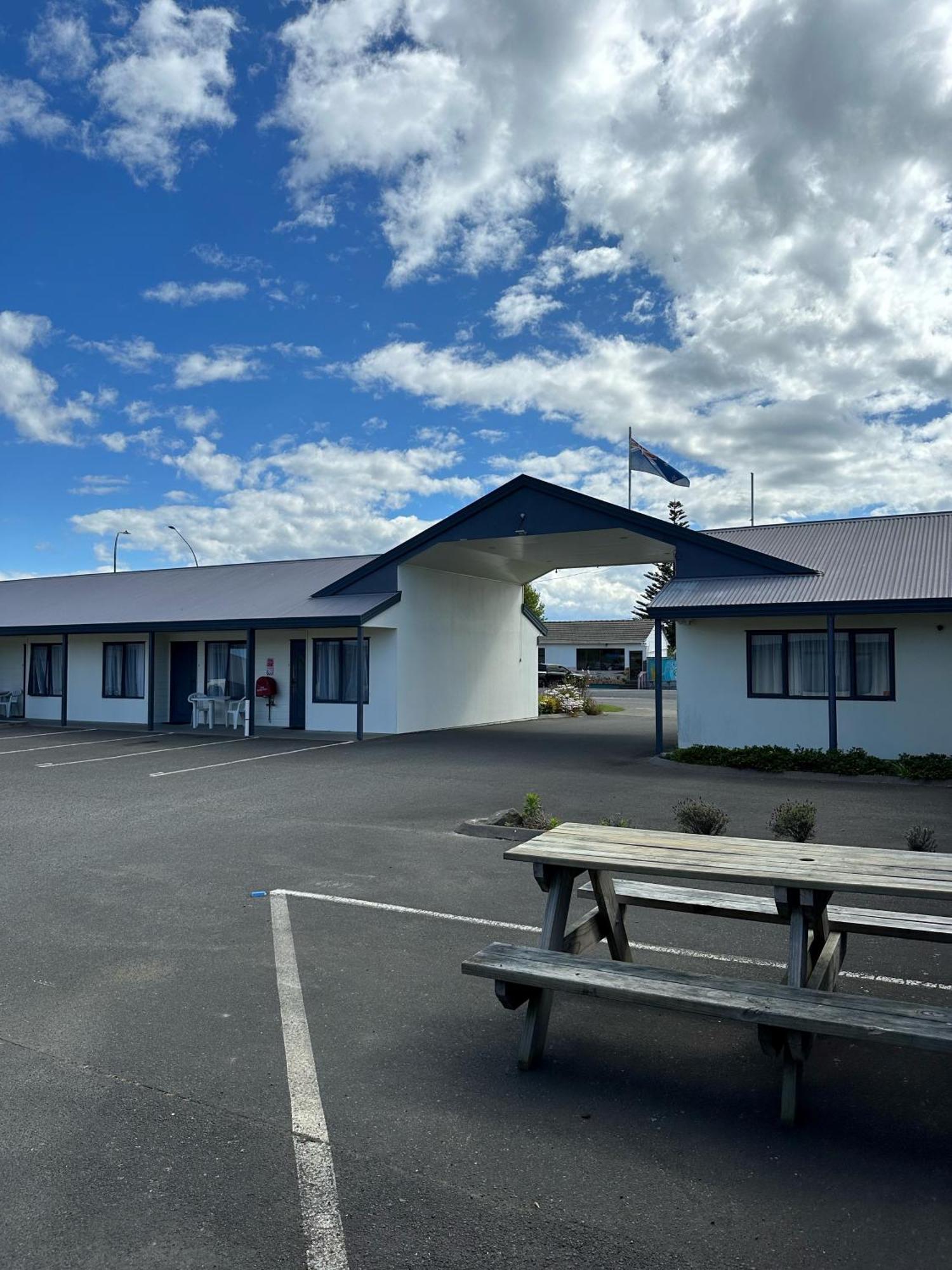Eastland Pacific Motor Lodge Opotiki Exterior photo